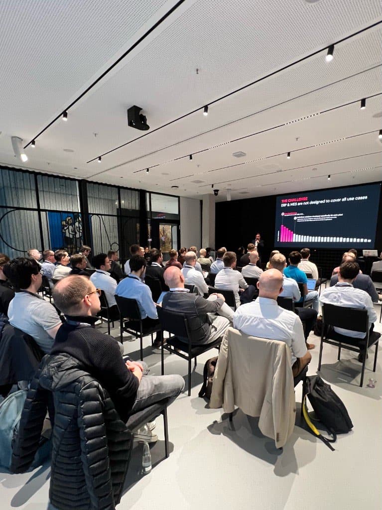 Publikum bei einer früheren Workerbase-Connect-Veranstaltung während eines Keynotes