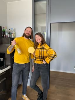Gelber Tag im Büro